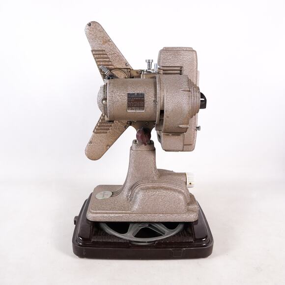 Revere Model P-90 8mm Film Movie Projector w/ Case & Cord *Untested* - Picture 4 of 16